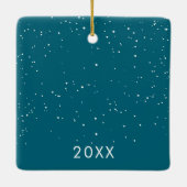 Our First Christmas Newlyweds Couple セラミックオーナメント (裏面)