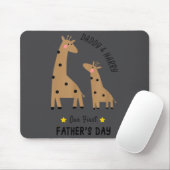 Our First Father's Day 2026, Funny Giraffe Gift Da マウスパッド (マウス)