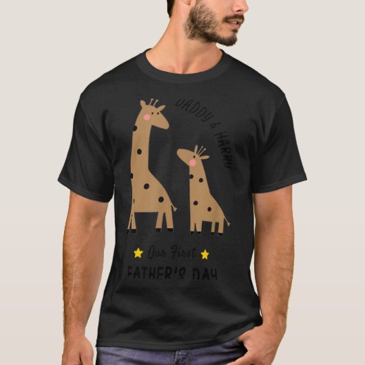 Our First Father's Day 2026, Funny Giraffe Gift Da Tシャツ (正面)