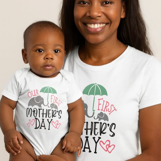 Our First Mother’s Day Elephant & Umbrella  Tシャツ