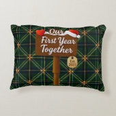 Our First Year Together 2025 Wooden Sign アクセントクッション (裏面)
