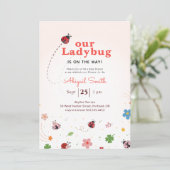 Our Ladybug Is On The Way Baby Shower 招待状 (スタンド正面)