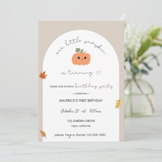 Our Little Pumpkin First Birthday Invitation 招待状 (スタンド正面)