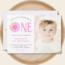 Our Little Sunshine 1st Birthdayパーティー写真 招待状