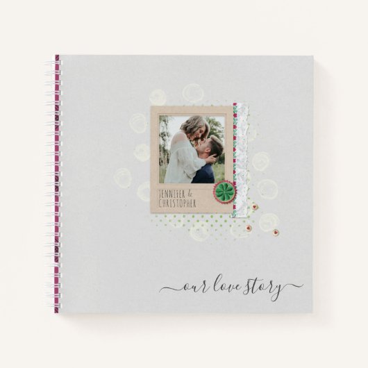 Our Love Story Photo Scrapbook Keepsake Journal ノートブック (正面)