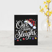 Our Team Sleighs Christmas Lights Red Santa Hat Xm カード (黄色い花)