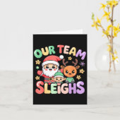 Our Team Sleighs Christmas Santa And Xmas Party Sq カード (黄色い花)