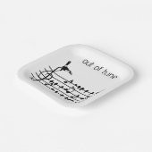 Out of Tune，トゥーカンの歌の鳥に参加 ペーパープレート (傾斜あり)