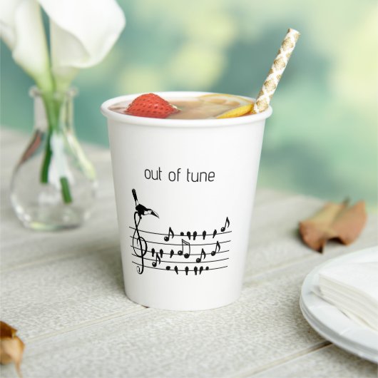Out of Tune，トゥーカンの歌の鳥に参加 紙コップ (インサイチュ)