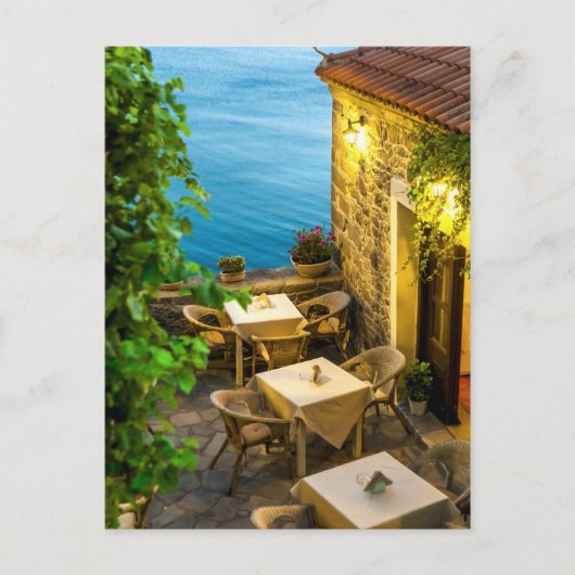 Outdoor Tables at Resturant ポストカード (正面)