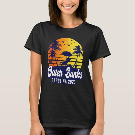 Outer Banks 2023 Carolina Sunset Beach Retro Tシャツ (正面)
