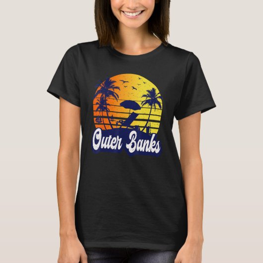 Outer Banks Carolina Sunset Beach Retro Tシャツ (正面)