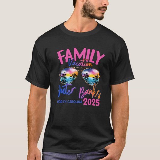 Outer Banks North Carolina 2025 Sunglasses Vacatio Tシャツ (正面)