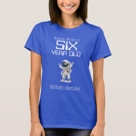 Outer Space Mom of the誕生日・ボーイ・シャツ Tシャツ