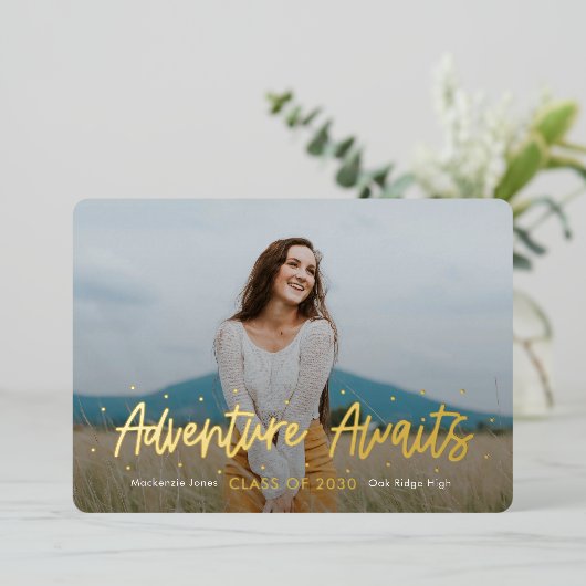 Outlookホイル前向き卒業招待状 箔招待状 (立ち正面)