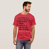 OUTSIDE OF A DOG A BOOK IS MANS BEST FRIEND family Tシャツ (正面フル)