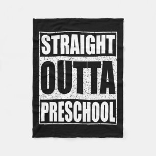 Outta Preschool Boy Girl卒業シャツ フリースブランケット