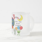 Outta This World 3rd誕生日Tシャツとギフト フロストグラスマグカップ (正面右)