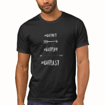 #outwitの#outplay #outlastのhashtagのTシャツ
