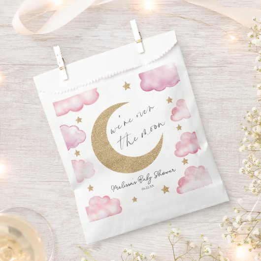 Over The Moon Celestial Pink Clouds Baby Shower フェイバーバッグ (クリップ留めされた状態)