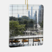 Overlooking Columbus Circle New York City写真 セラミックオーナメント (右)
