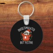 Overstimulated But Festive Christmas Racoon Men Wo キーホルダー (正面)