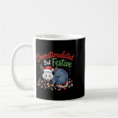 Overstimulated But Festive Funny Christmas Ossum U コーヒーマグカップ (左)