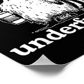 Overworked And Underfored Funny Raccoon Coffee Say ポスター (角)