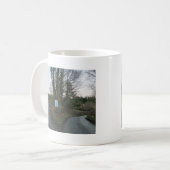 Owain Glyndwrの家Sycharthへの道- コーヒーマグカップ (正面左)