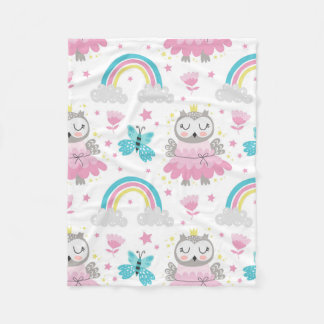 Owl Crown Rainbow Blanket: A Cozy Embrace フリースブランケット