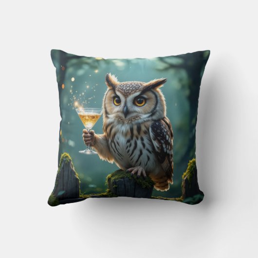 Owl Holding a Cocktail In a Mystical Forest クッション (裏面)