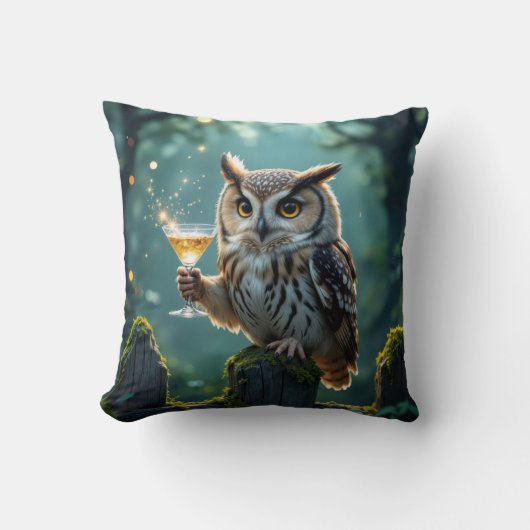 Owl Holding a Cocktail In a Mystical Forest クッション (正面)