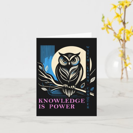 Owl - Knowledge Is Wer - Wisdom Owl Design  カード (黄色い花)