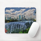 OZブリスベーンの川の滝の反射 マウスパッド (マウス)