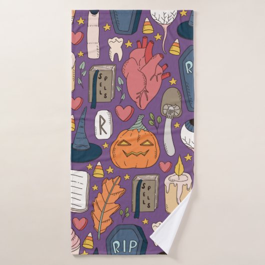 Pを使ったかわいい、見栄えの良いシームレスなハロウィーンパターン バスタオル (バスタオル)