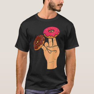 Pインクの2つ、Stinkショッカーの1つ Tシャツ