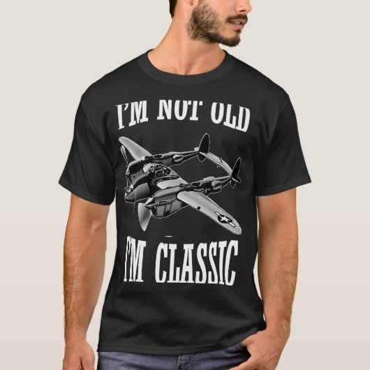 P38稲妻T型飛んでいる飛行機向け Tシャツ (正面)