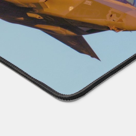 P-38稲妻およびF-35A稲妻II デスクマット (コーナー)