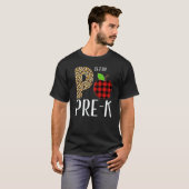 P Is For Pre K Teacher Leopard Buffalo Plaid Kids Tシャツ (正面フル)