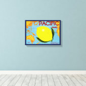 Pacific Brand Packed by Johnston Fruit Co 1917 キャンバスプリント (インサイチュ (ウッドフロア))