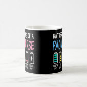 PACU看護師のバッテリー残量レベルのユーモア コーヒーマグカップ (中央)