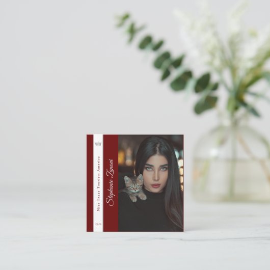 Pageant Essentials呼び出しカード | QRコード スクエア名刺 (スタンド正面)