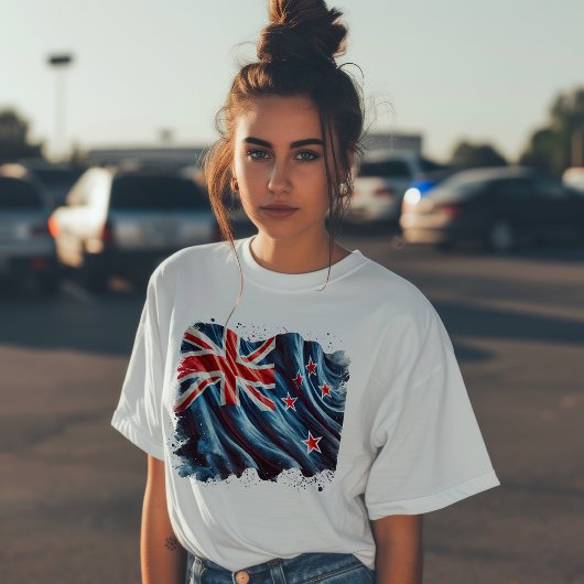 Painterly New Zealand Tattered Flag Tシャツ
