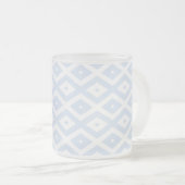 Pale blue and white diamond pattern フロストグラスマグカップ (正面右)