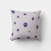 Pale Lavender Purple Japanese Pansy Floral Pattern クッション (正面)