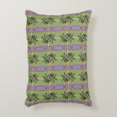 Pale Lavender Stripes with Greens Accent Pillow アクセントクッション (正面(垂直))