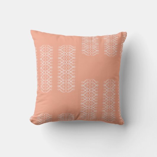 Pale Orange Throw Pillow クッション (正面)