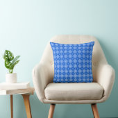 Pale Sapphire Blue Throw Pillow クッション (椅子)