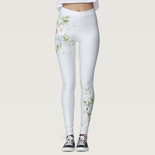 Pale Sky Blue Flowers レギンス (正面)