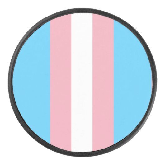pale trans flag on hockey puck アイスホッケーパック (正面)